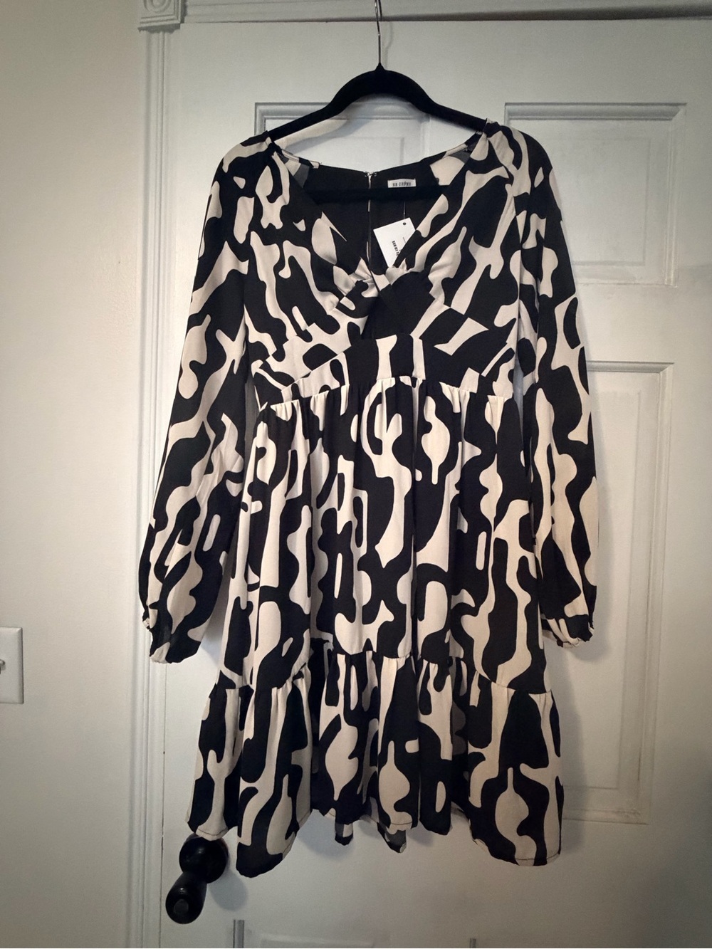 En Creme Black and Cream Printed Mini Dress